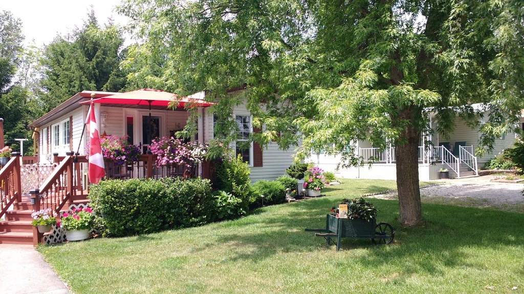 Lighthouse Cove Tent & Trailer Park (The) | 77719 Bluewater Hwy, Bayfield, ON N0M 1G0, Canada