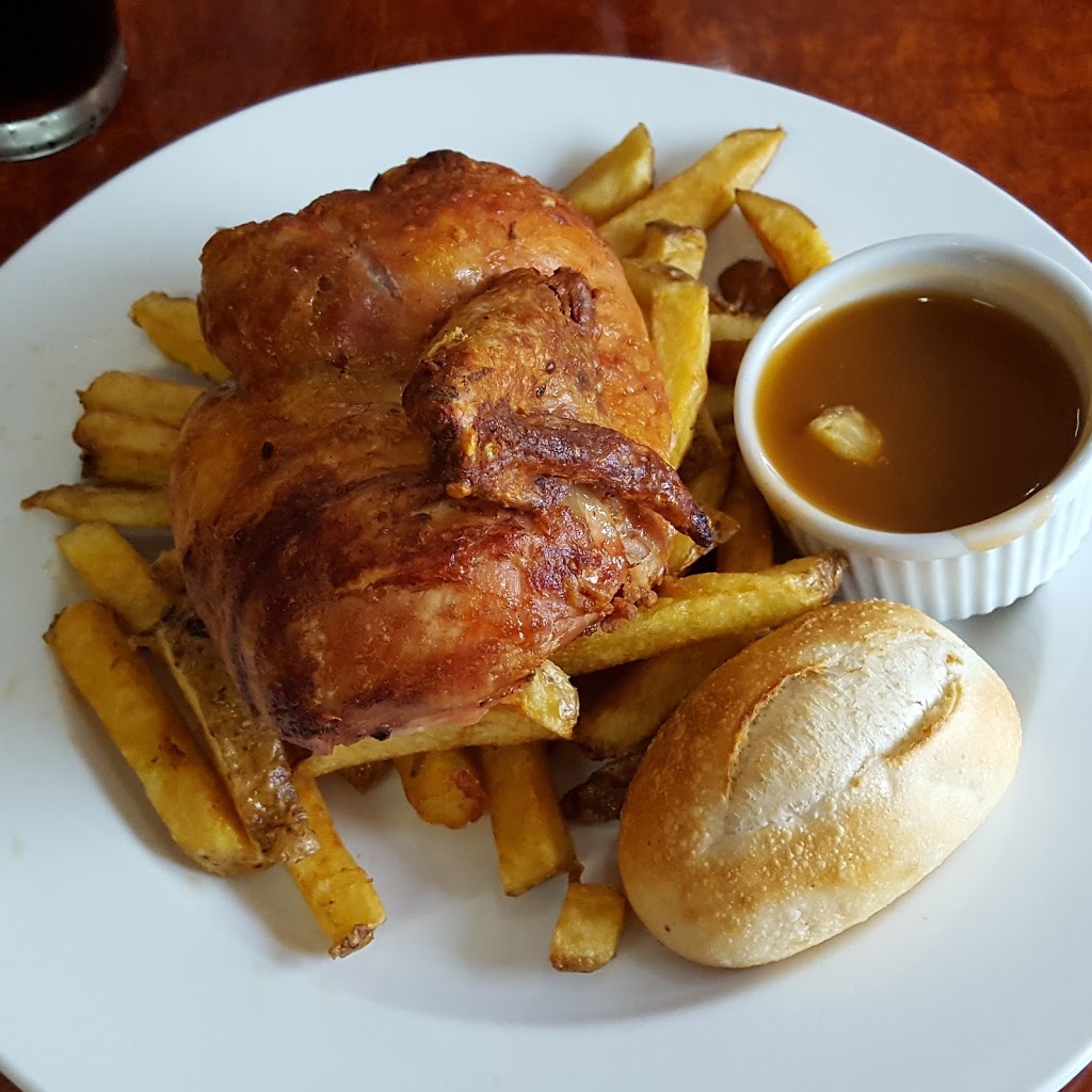 SHIVAS CHICKEN RESTAURANT | 15300 ON-12, Port Perry, ON L9L 1B2, Canada | Phone: (905) 985-4827