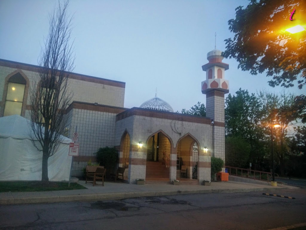 Halton Islamic Association | 4310 Fairview St, Burlington, ON L7L 4Y8, Canada | Phone: (905) 333-9856