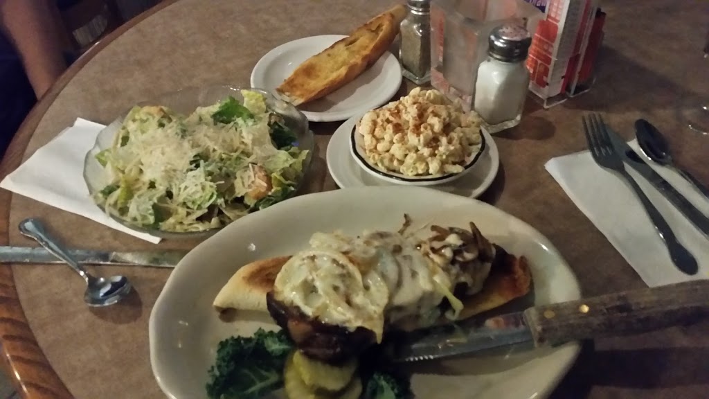 Cammaratas Restaurant | 6336 Robinson Rd, Lockport, NY 14094, USA | Phone: (716) 433-5353