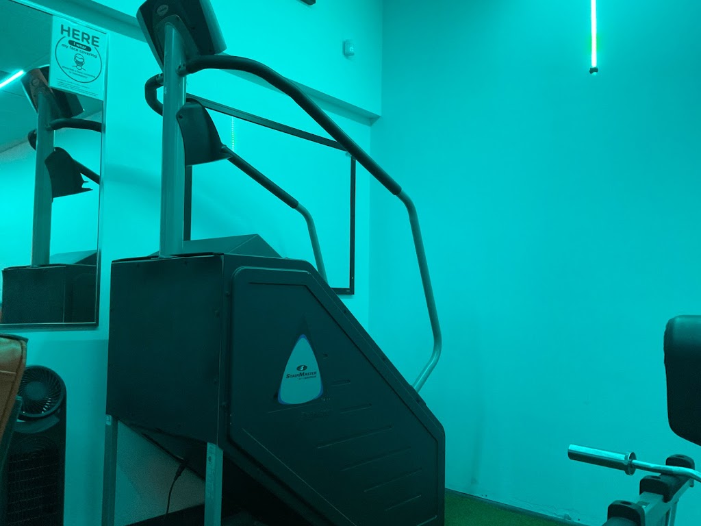 DP Athletics | 2555 Rue Dutrisac, Vaudreuil-Dorion, QC J7V 7E6, Canada | Phone: (514) 688-6188