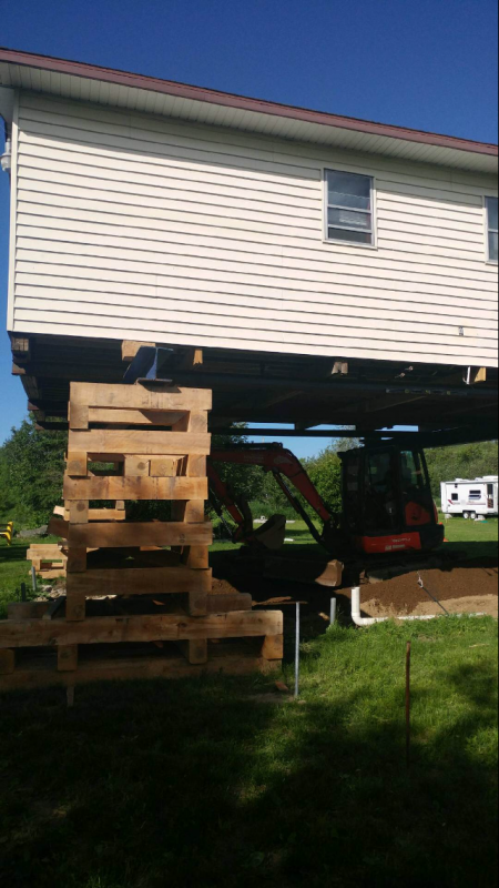 Levage de Maison RBM 88 | 895 Boulevard Lemire O, Drummondville, QC J2B 8A9, Canada | Phone: (819) 314-5277