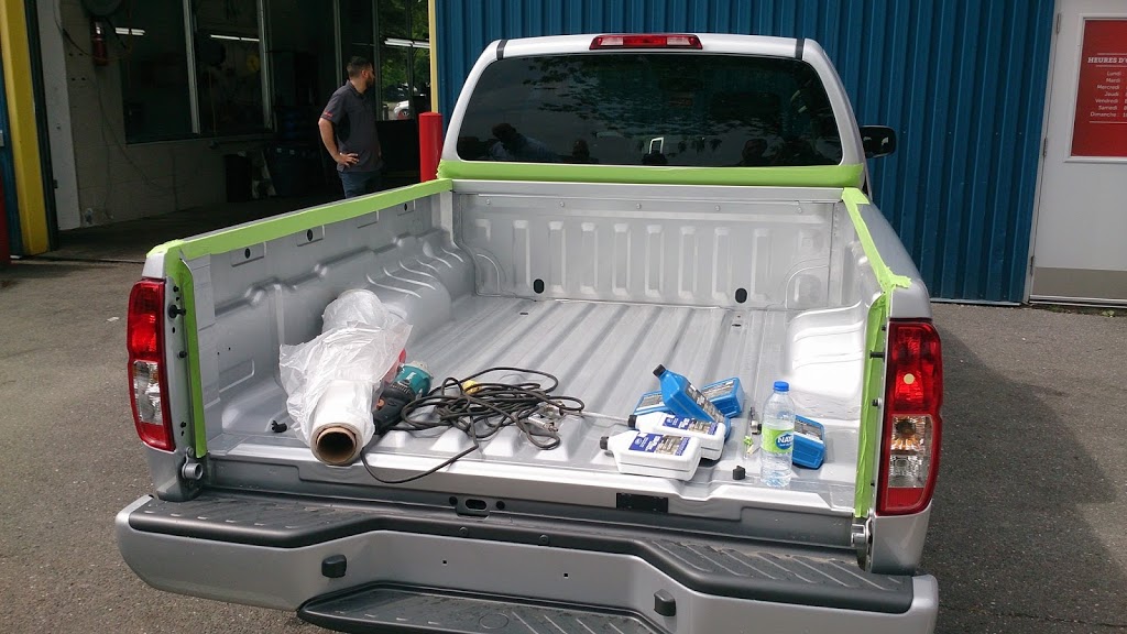 Lave Auto Expresseau | 620 Rue Cormier, Drummondville, QC J2C 5C4, Canada | Phone: (819) 461-6100