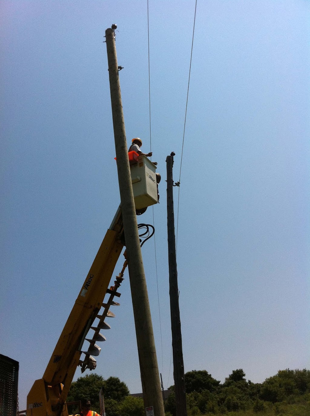 Starling Electric | 944 Tara Rd, Ennismore, ON K0L 1T0, Canada | Phone: (705) 292-9726