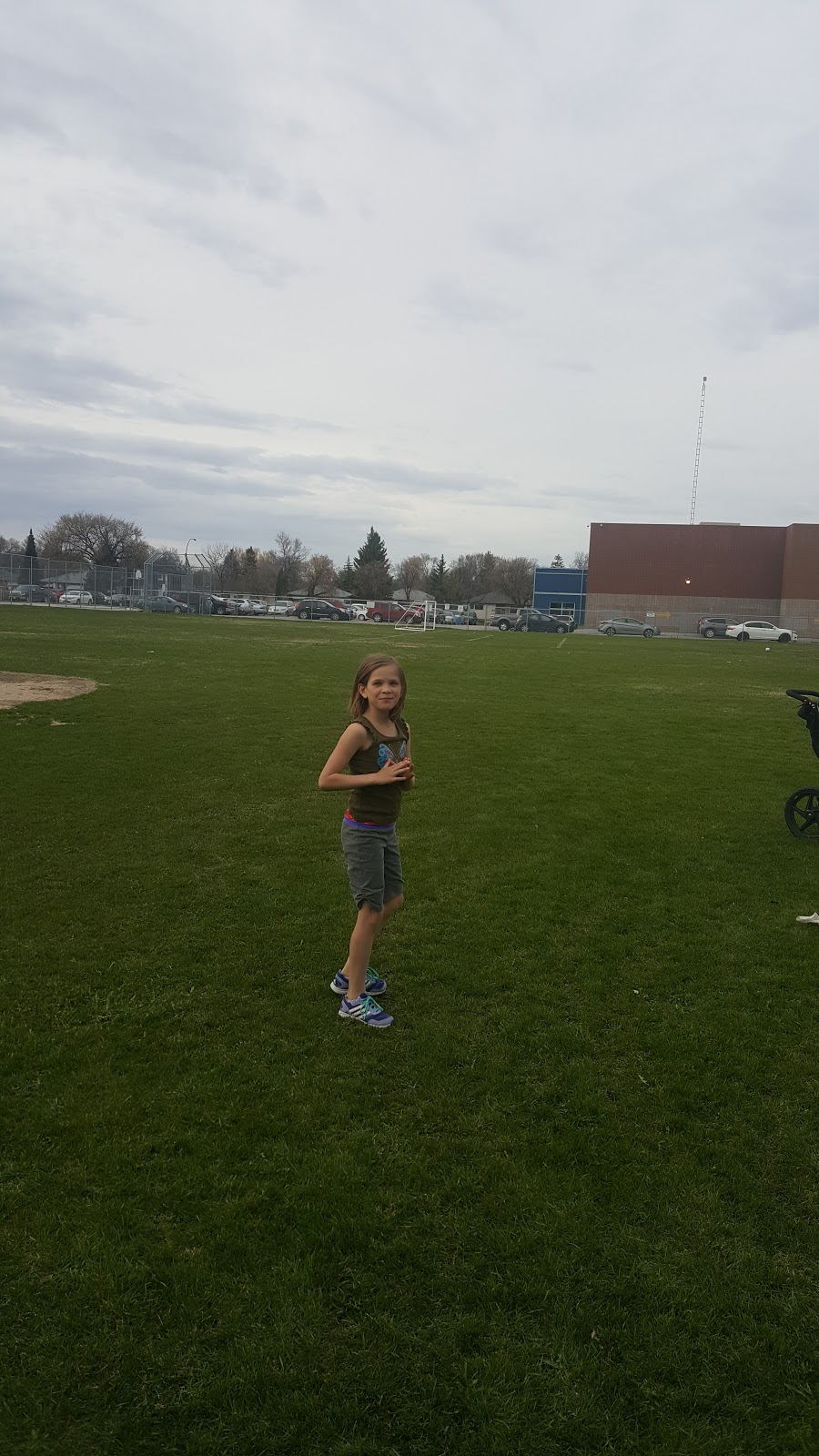 Melrose Park Community Club | 480 Kimberly Ave, Winnipeg, MB R2K 0X8, Canada | Phone: (204) 669-0518