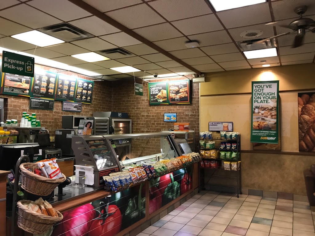 Subway | 456 Gorge Rd E Ground Floor, Suite B, Victoria, BC V8T 2W4, Canada | Phone: (250) 381-7827