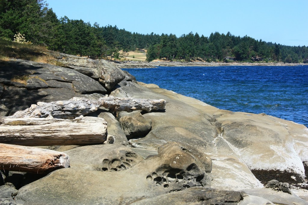 Roberts Memorial Provincial Park | 3122 Yellow Point Rd, Ladysmith, BC V9G 1C5, Canada | Phone: (250) 474-1336