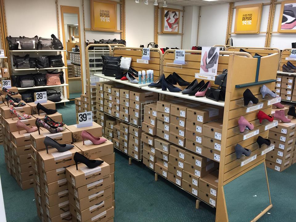 Chaussures Yellow | 81 Route du Président-Kennedy, Lévis, QC G6V 6C8, Canada | Phone: (418) 833-6872