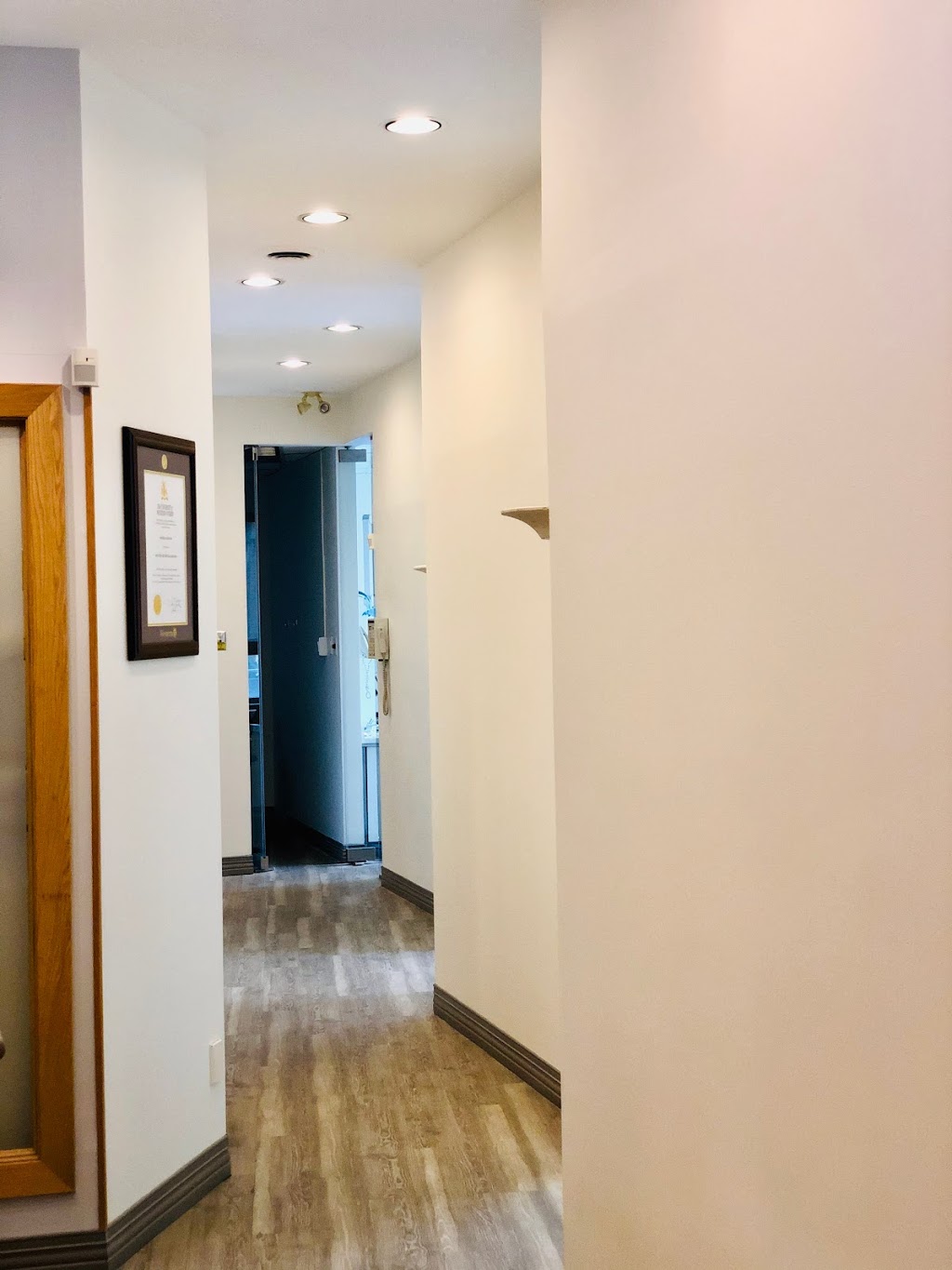 Pelham Hills Dentistry, Dr. Bohdan Hrynyk | 1428 Pelham St, Fonthill, ON L0S 1E0, Canada | Phone: (905) 892-5002