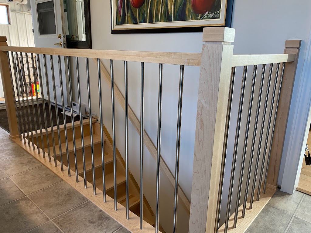 Porte Moustiquaire S B escalier | 12875 118e Av, Saint-Georges, QC G5Y 5B9, Canada | Phone: (418) 222-4512