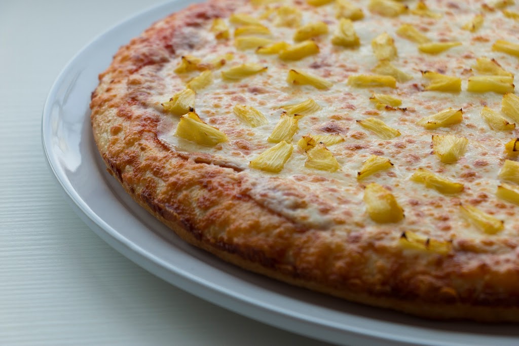 Pizza Hotline | 2795 Pembina Hwy, Winnipeg, MB R3T 2H5, Canada | Phone: (204) 222-2222