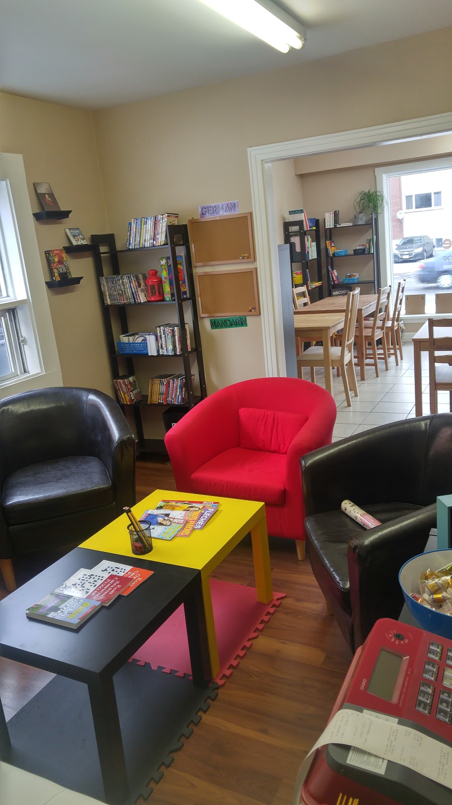 The Language Lounge | 34 McArthur Ave, Vanier, ON K1L 6R2, Canada | Phone: (613) 518-5091