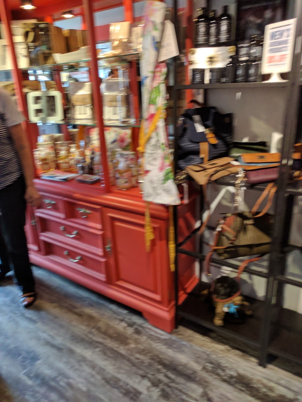 Up River Trading Co | 106 Bobcaygeon Rd, Minden, ON K0M 2A1, Canada | Phone: (705) 286-1015