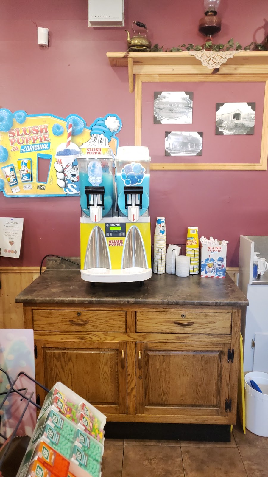 Jones General Store | 9 Bridge St, Apohaqui, NB E5P 3P4, Canada | Phone: (506) 434-4948