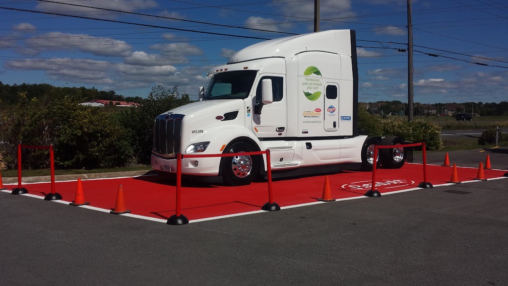 Camions Lussicam | 1041 Rue Nobel, Sainte-Julie, QC J3E 1Z4, Canada | Phone: (450) 649-6198