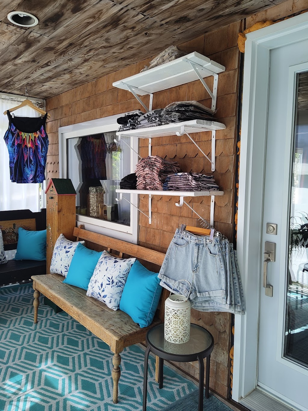 Serendipity By The Lake | 340 Sherwood Forest Rd, Sherwood, NS B0J 1J0, Canada | Phone: (902) 233-1718