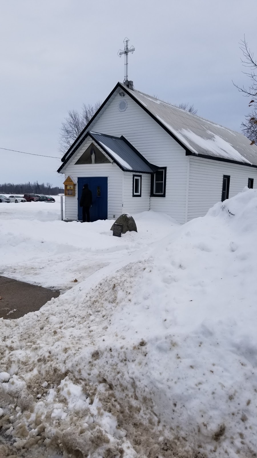 Our Lady of Divine Love Church | 2084 Concession Rd 10, Curran, ON K0B 1C0, Canada | Phone: (613) 487-2709
