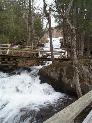 Auberge Le Gentilhomme 2001 Inc | 12 Rue Bondu, Lac-du-Cerf, QC J0W 1S1, Canada | Phone: (819) 597-4299