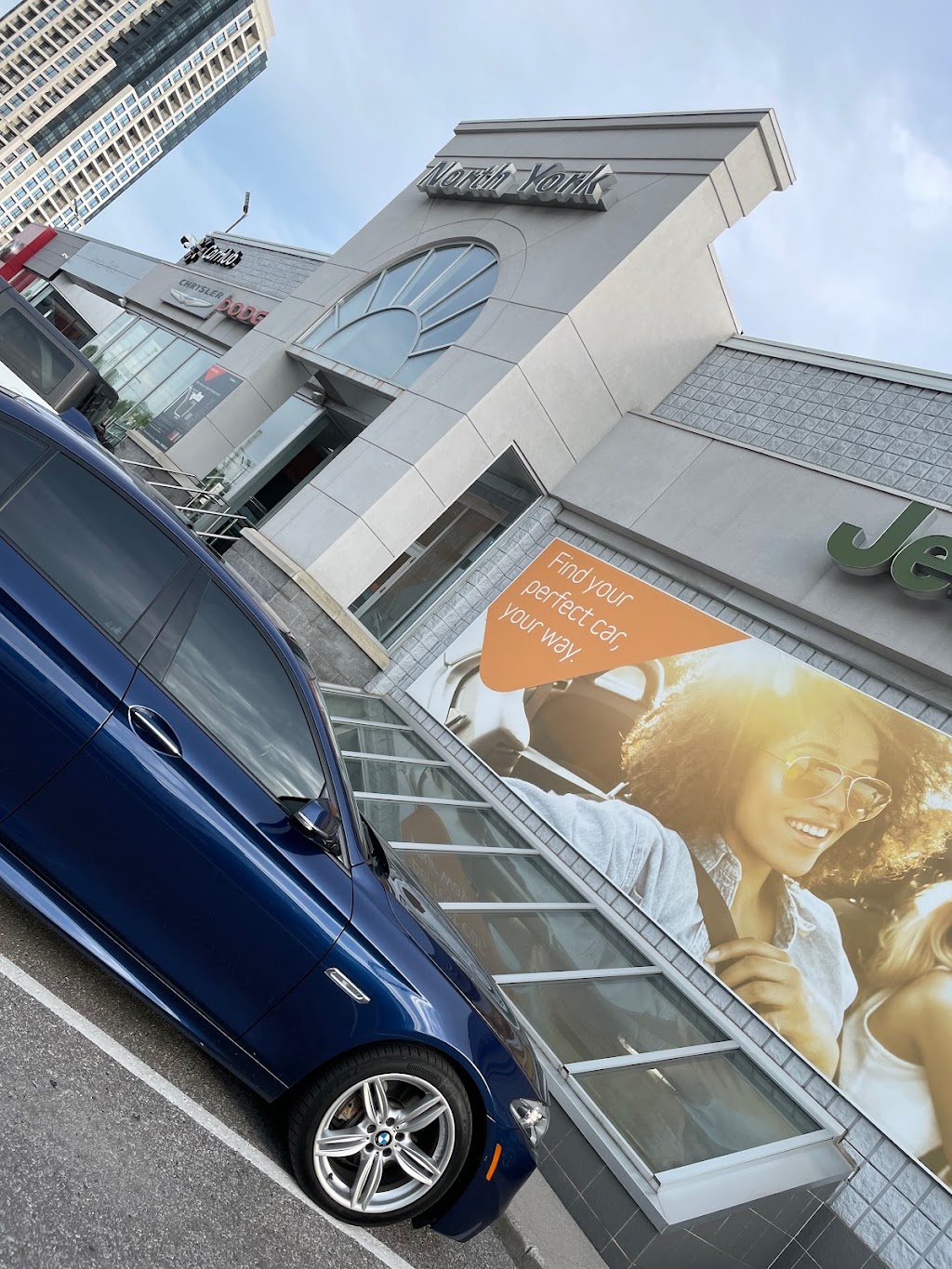 North York Chrysler Jeep Dodge -Chrysler | 7200 Yonge St, Thornhill, ON L4J 1V8, Canada | Phone: (289) 206-7365
