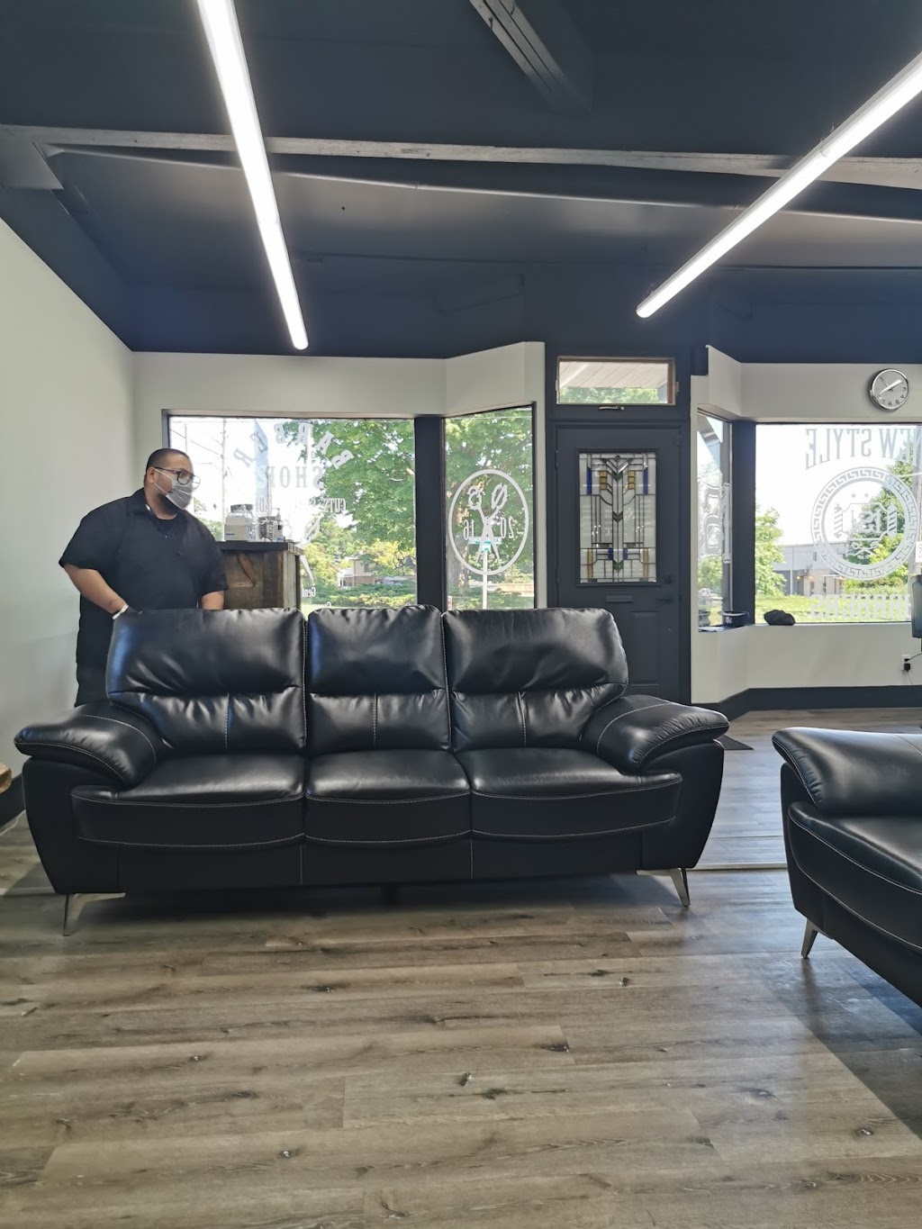 New Style Barbers Innisfil | 7886 Yonge St, Innisfil, ON L9S 1L4, Canada | Phone: (705) 431-4500
