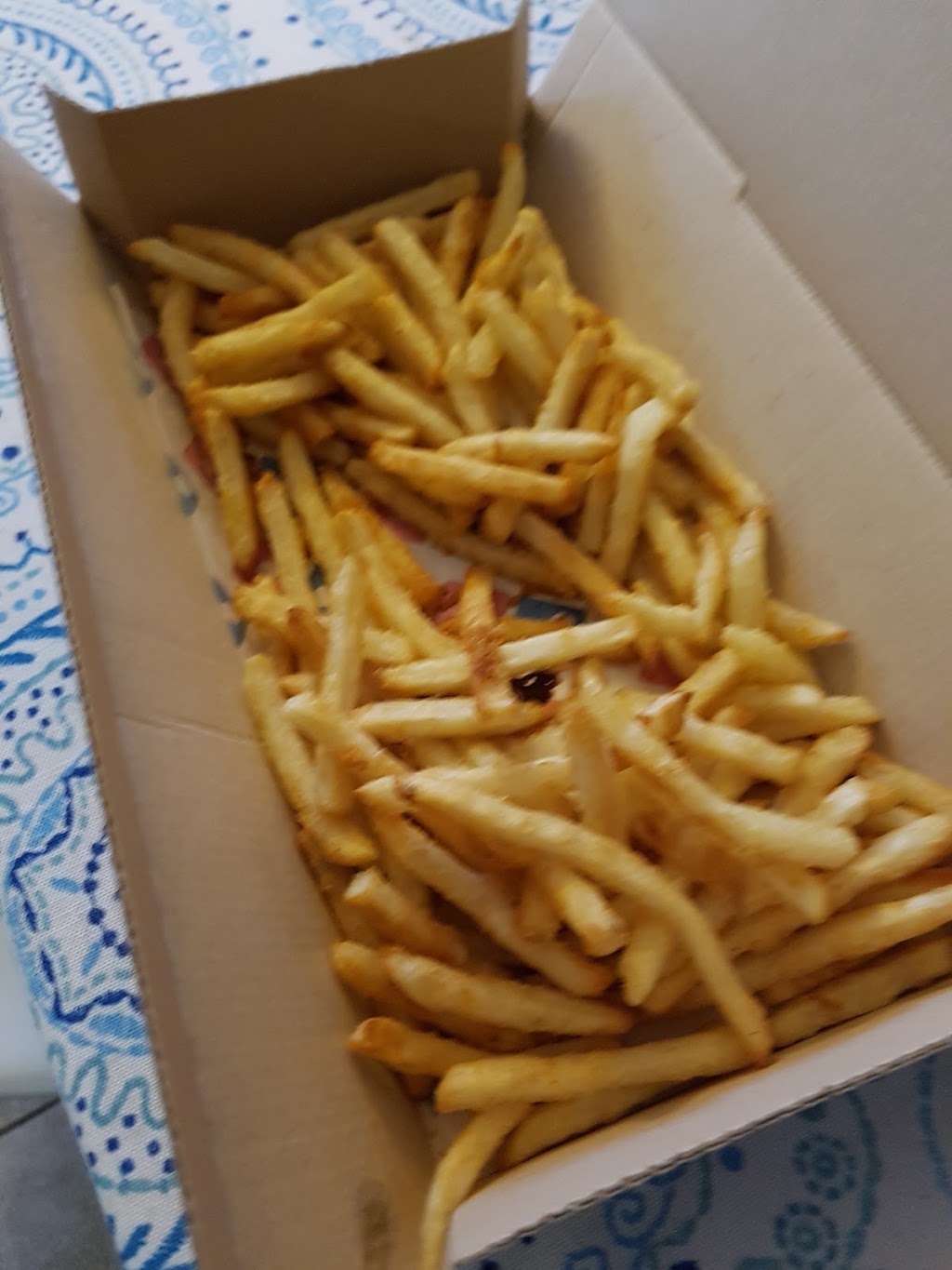 Dominos | 9295 Rue Sherbrooke E, Montréal, QC H1L 6P2, Canada | Phone: (514) 354-2424