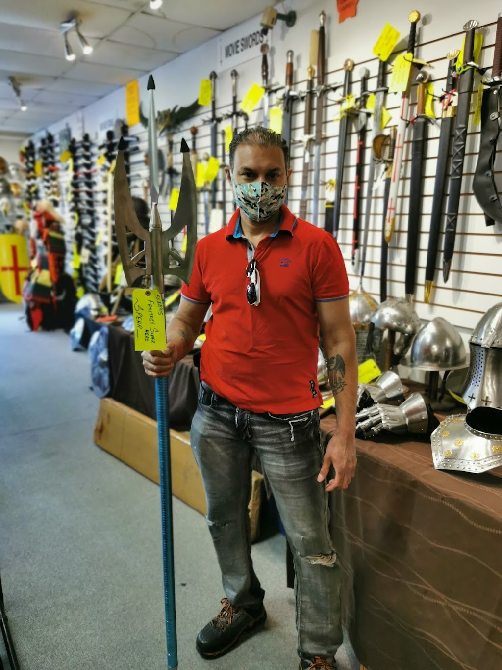 Blades4You | 119 Lakeshore Rd W, Mississauga, ON L5H 1E9, Canada | Phone: (905) 891-9493