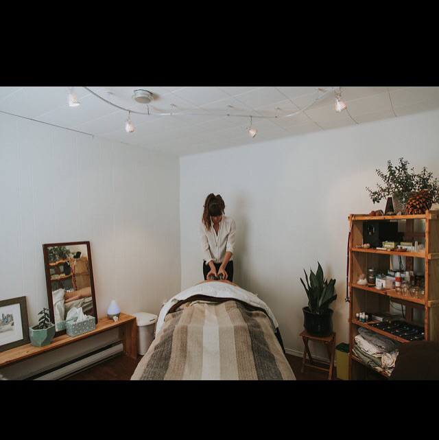 Love and Acupuncture | 2755 Dunsmuir Ave, Cumberland, BC V0R 1S0, Canada | Phone: (250) 703-3772