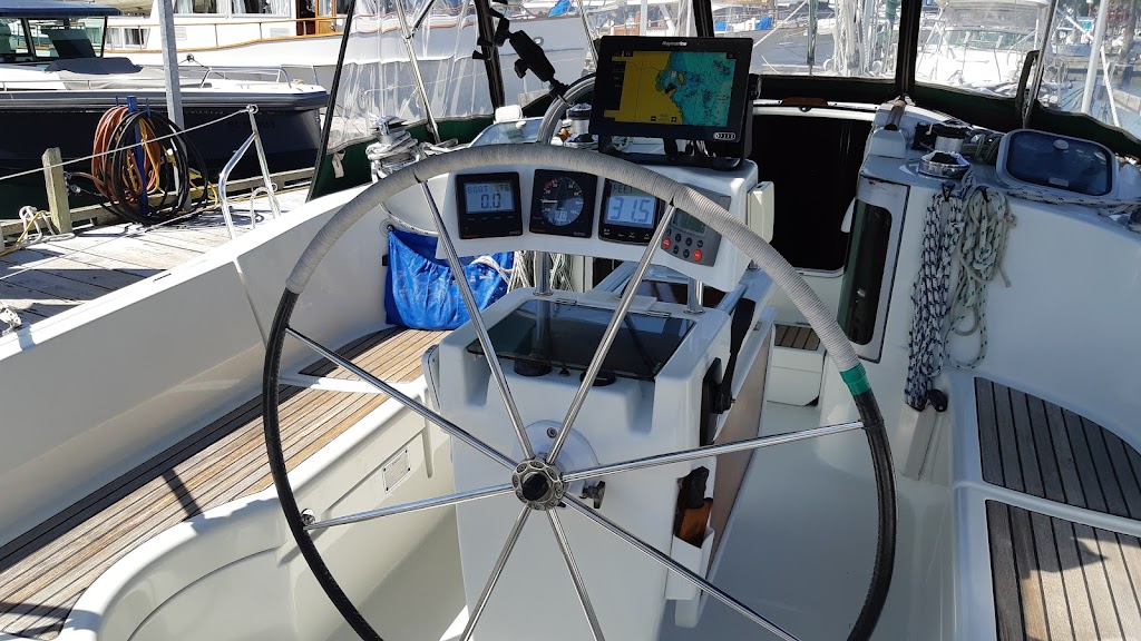 Calma Sailing | 3639 Saanich Rd, Victoria, BC V8X 1X5, Canada | Phone: (778) 676-0825