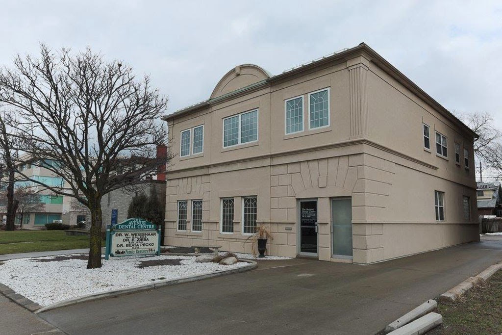 The Avenue Dental Centre | 1526 Ouellette Ave, Windsor, ON N8X 1K7, Canada | Phone: (519) 258-8012
