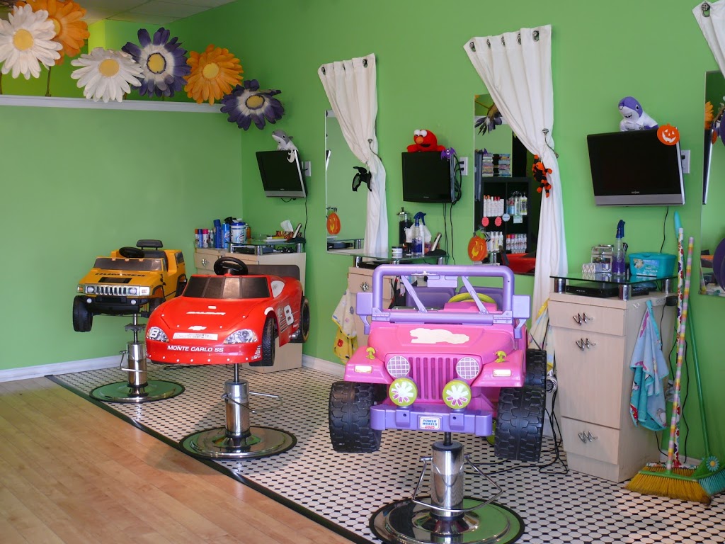 Sharkeys Cuts For Kids - Burlington ON | 2485 Appleby Line, Burlington, ON L7L 0B6, Canada | Phone: (905) 335-4100