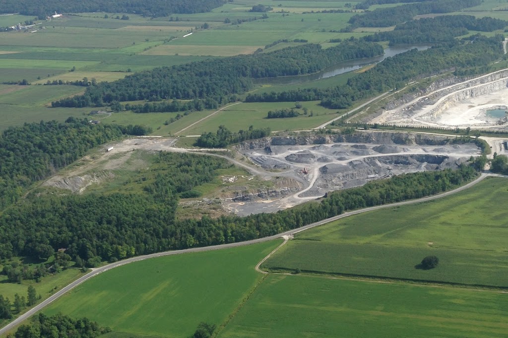 Carriere dm choquette | 319 Rang Saint-Henri, Stanbridge Station, QC J0J 2J0, Canada | Phone: (450) 248-3853