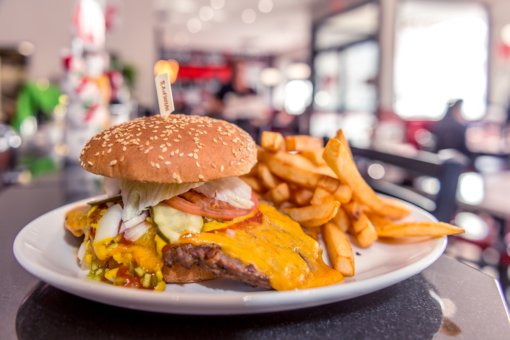 Wimpy’s Diner | 8473 Regional Rd 25, Milton, ON L9T 2X7, Canada | Phone: (905) 876-8886