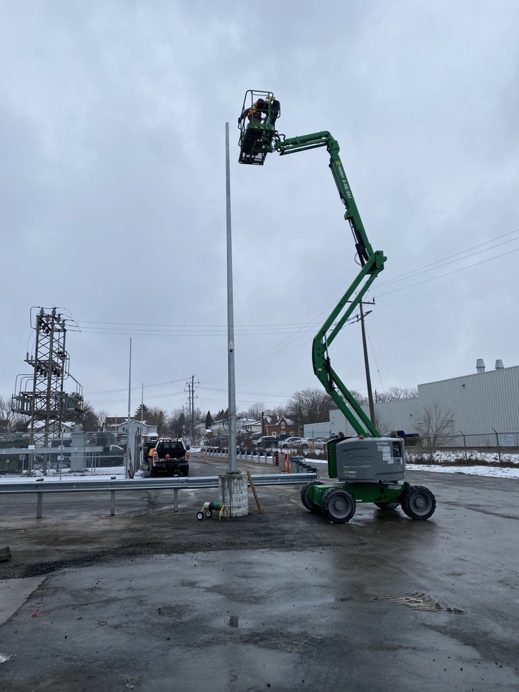 Mack Electric Inc | 6078 County Rd 13, Everett, ON L0M 1J0, Canada | Phone: (705) 435-4445
