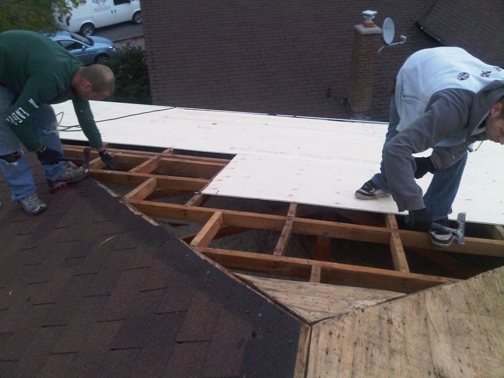 Insurance Roofing | 119 Cadillac Ave S, Oshawa, ON L1H 5Z3, Canada | Phone: (905) 260-1905