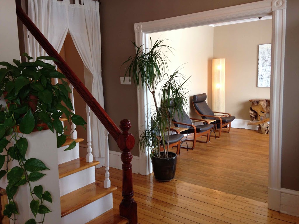 Bano spa | 654 Avenue de Salaberry, Chambly, QC J3L 1R1, Canada | Phone: (450) 982-2266