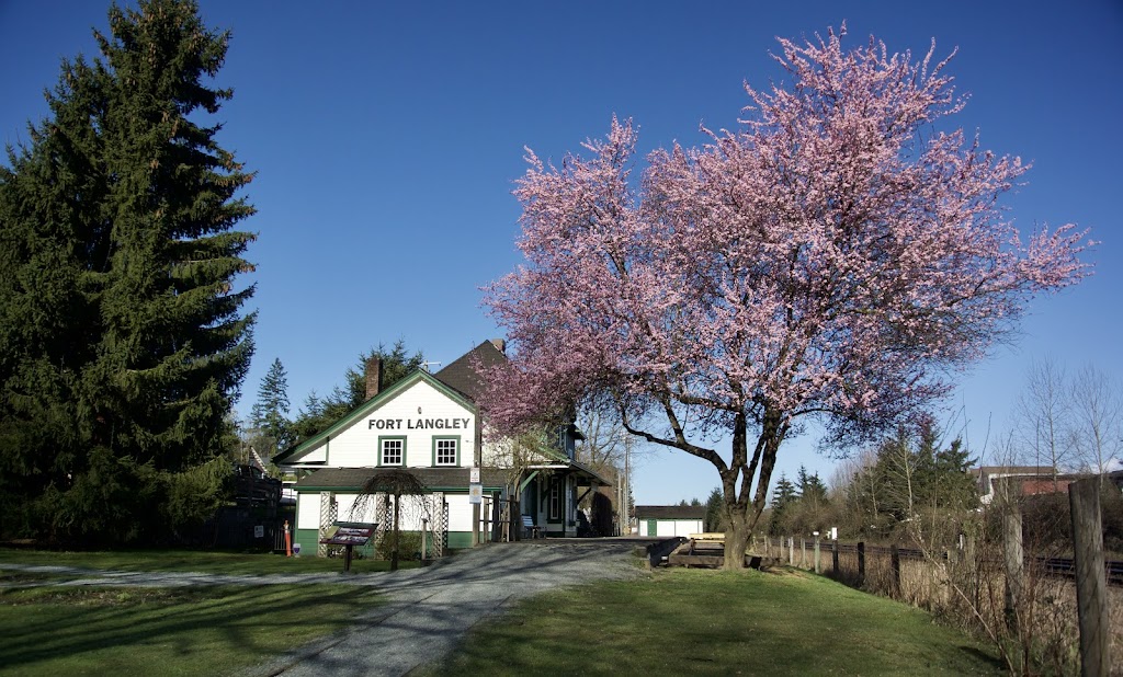 Heritage CNR Station Fort Langley | 23245 Mavis Ave, Langley Twp, BC V1M, Canada | Phone: (604) 513-8787