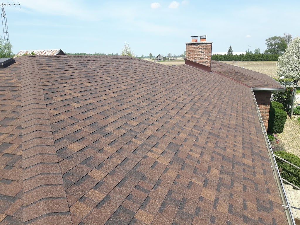 CTR Country Town Roofing | 10896-10918, Chatham-Kent County Rd 21, Dresden, ON N0P 1M0, Canada | Phone: (226) 627-2695