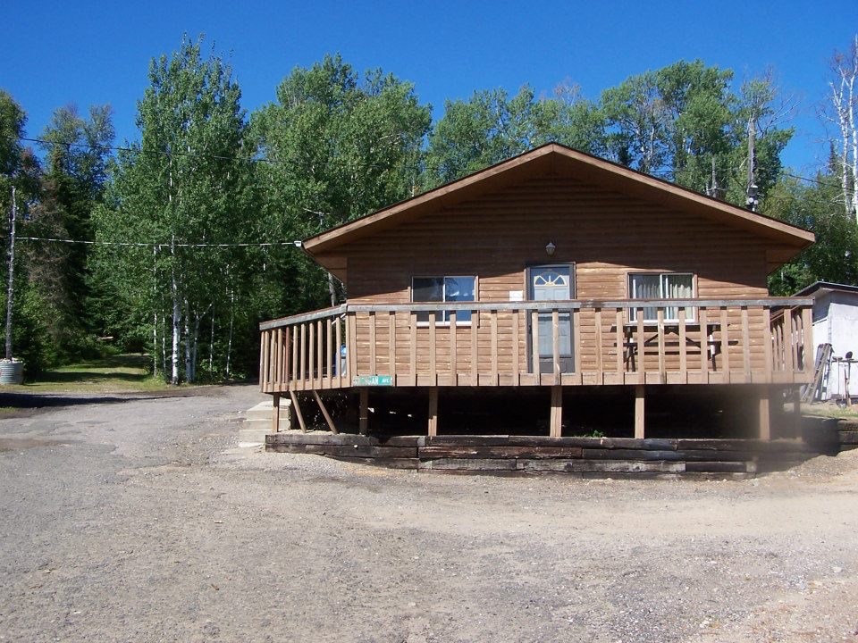 Lac Des Mille Lodge | 1 Blind bay road , Upsala, Thunder Bay, Unorganized, ON P0T 2Y0, Canada | Phone: (807) 983-3474