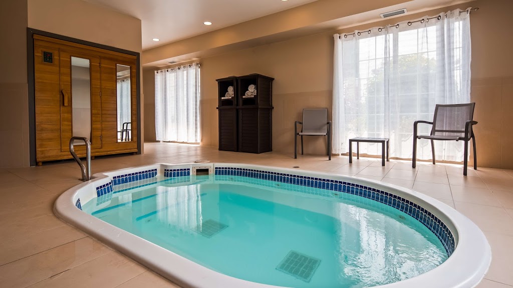 Best Western Plus Orillia Hotel | 440 Couchiching Point Rd, Orillia, ON L3V 6P8, Canada | Phone: (705) 325-6505