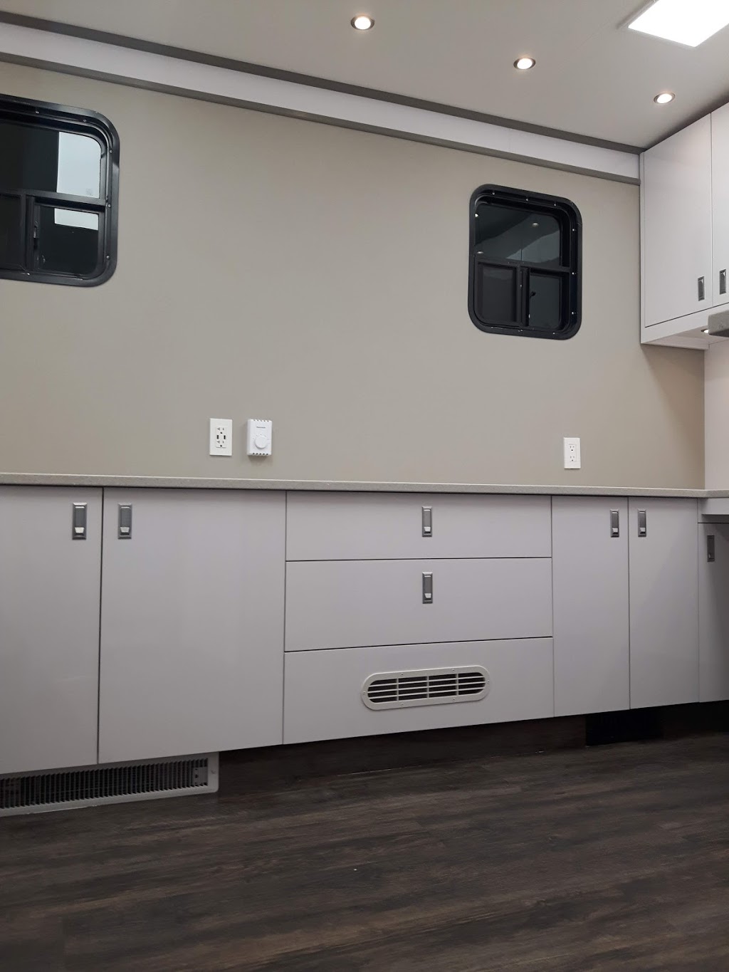 RM Trailer Ltd | 2199 Queen St Unit 140, Abbotsford, BC V2T 6J3, Canada | Phone: (604) 746-4005