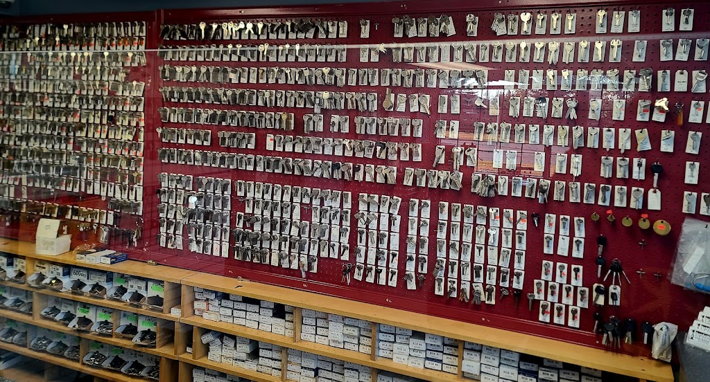 Foothills Locksmiths | 11769 40 St SE #127, Calgary, AB T2Z 4M8, Canada | Phone: (403) 279-0561