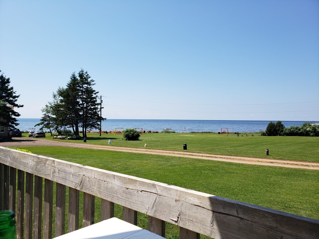 A Distant Shore Beachfront Cottages | 154 MacDougall Rd, Bonshaw, PE C0A 1C0, Canada | Phone: (902) 675-2447