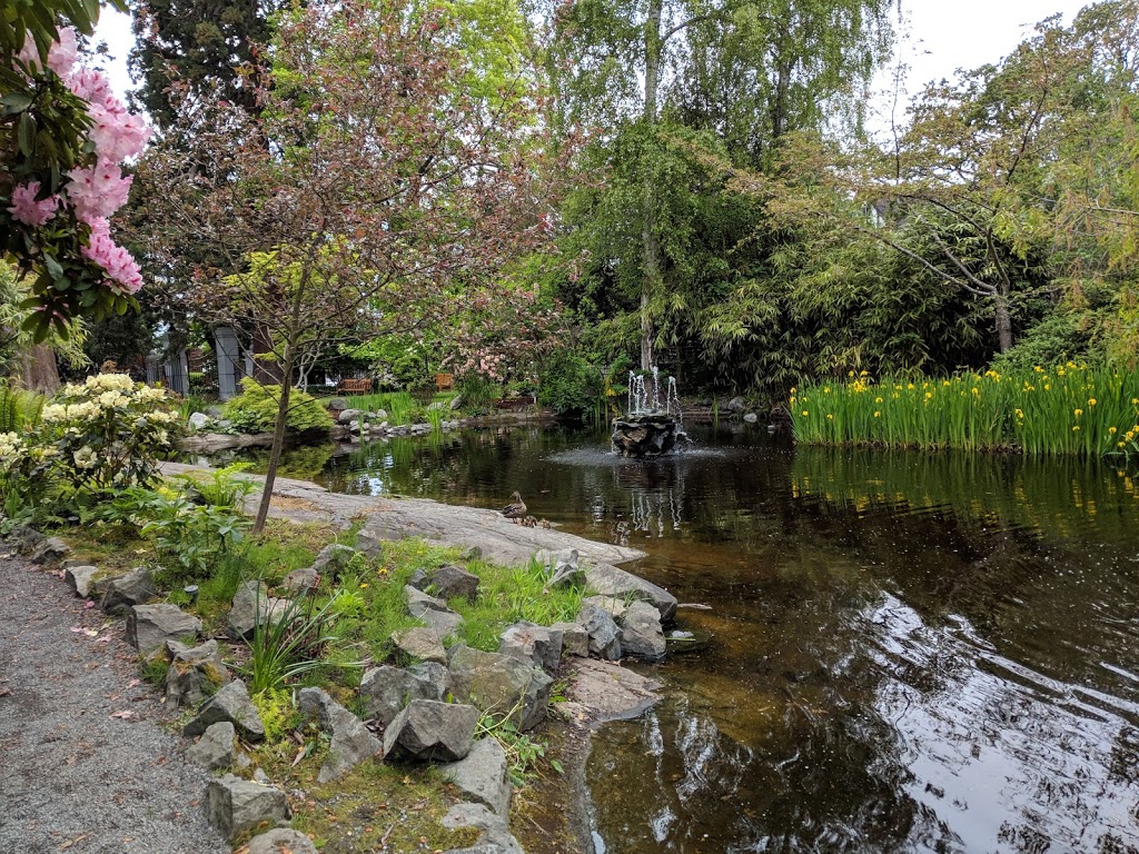 The Cary Castle Mews | 1401 Rockland Ave, Victoria, BC V8S 1V9, Canada | Phone: (250) 387-2080