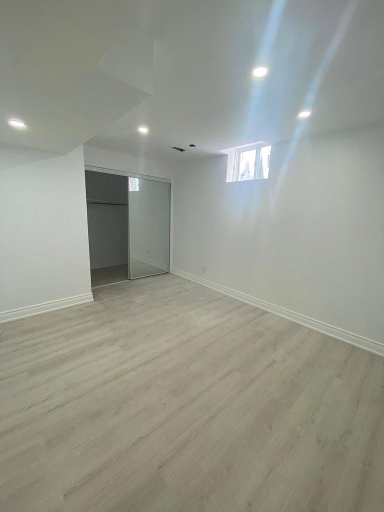 Frank Renovations | 28 Village Centre Pl, Mississauga, ON L4Z 1V9, Canada | Phone: (437) 329-0375