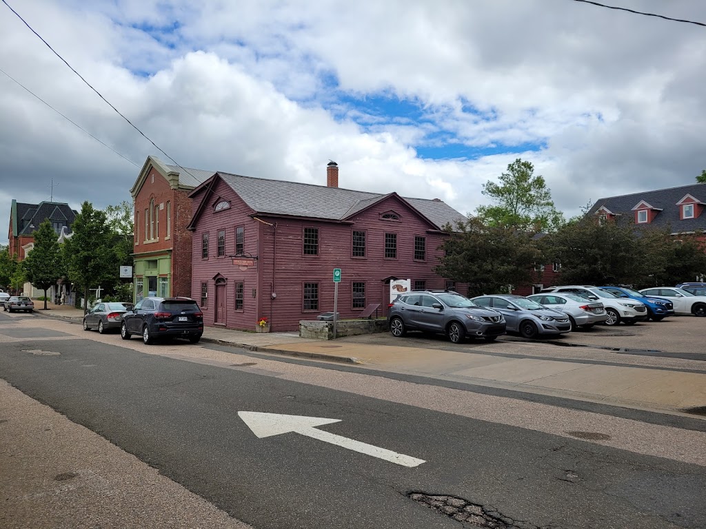 Sinclair Inn Museum | 230 St George St, Annapolis Royal, NS B0S 1A0, Canada | Phone: (902) 532-0996