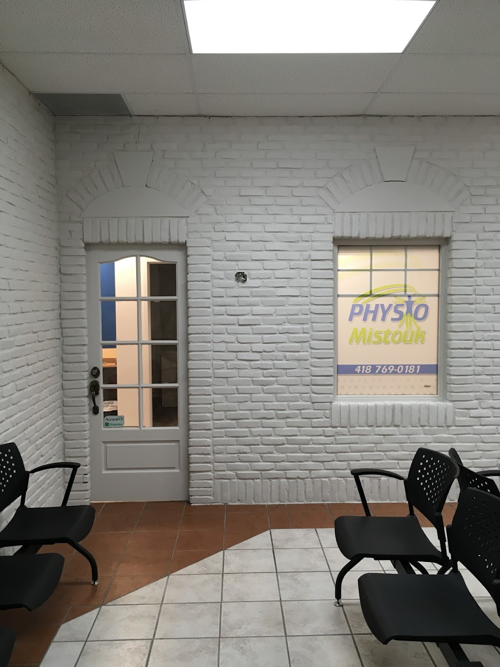 Clinique de Physiothérapie Mistouk | 96 Rue Joseph W. Fleury, Alma, QC G8E 2K2, Canada | Phone: (418) 769-0181