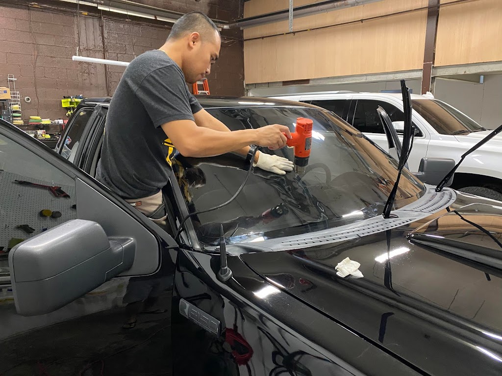 SolarProof Mobile Tint | 134 Terni Blvd, Hamilton, ON L8W 3Z1, Canada | Phone: (647) 887-4390