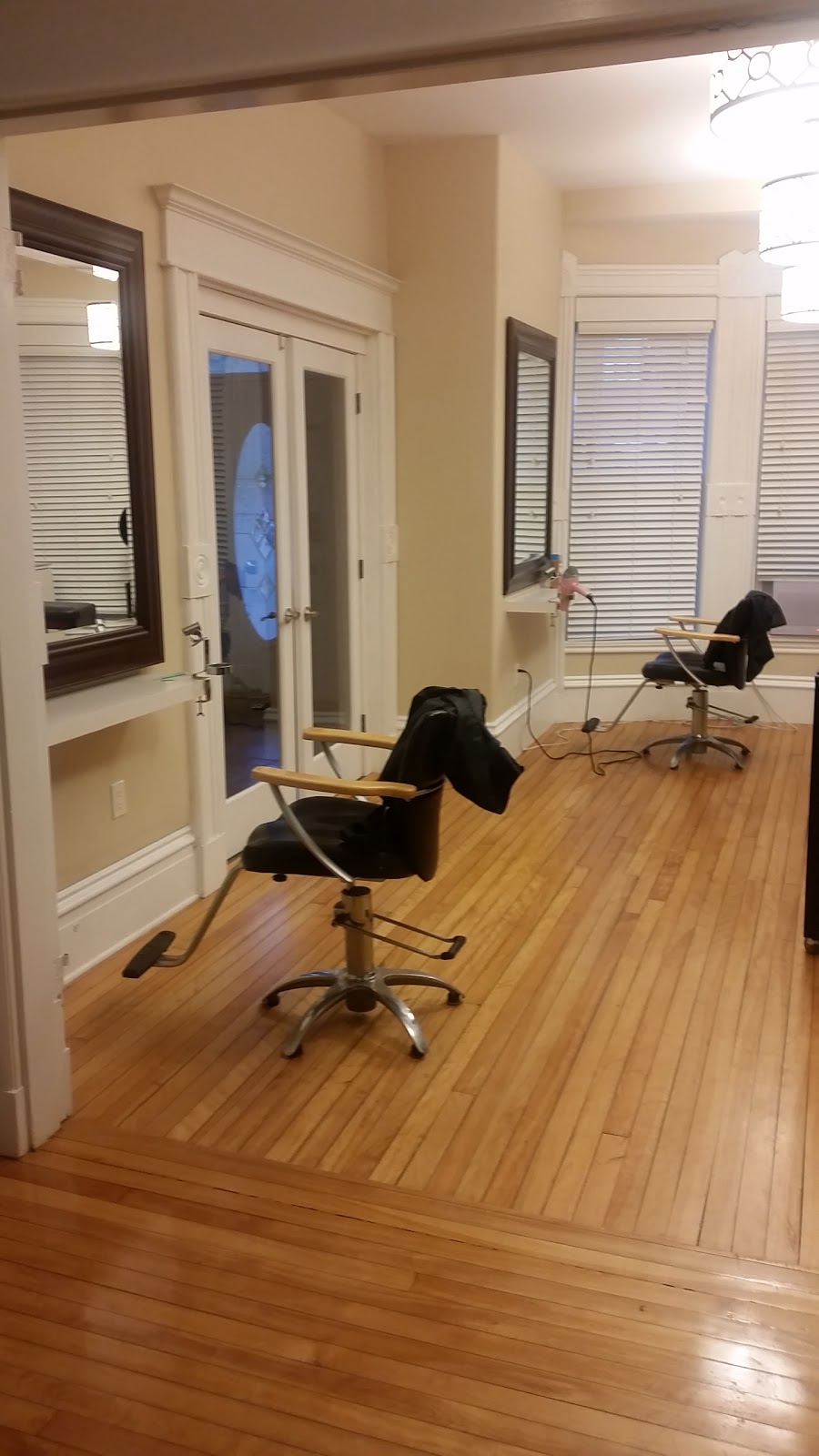 Christopher Cromwell Hair Design | 602 Francklyn St, Halifax, NS B3H 3B4, Canada | Phone: (902) 425-8519