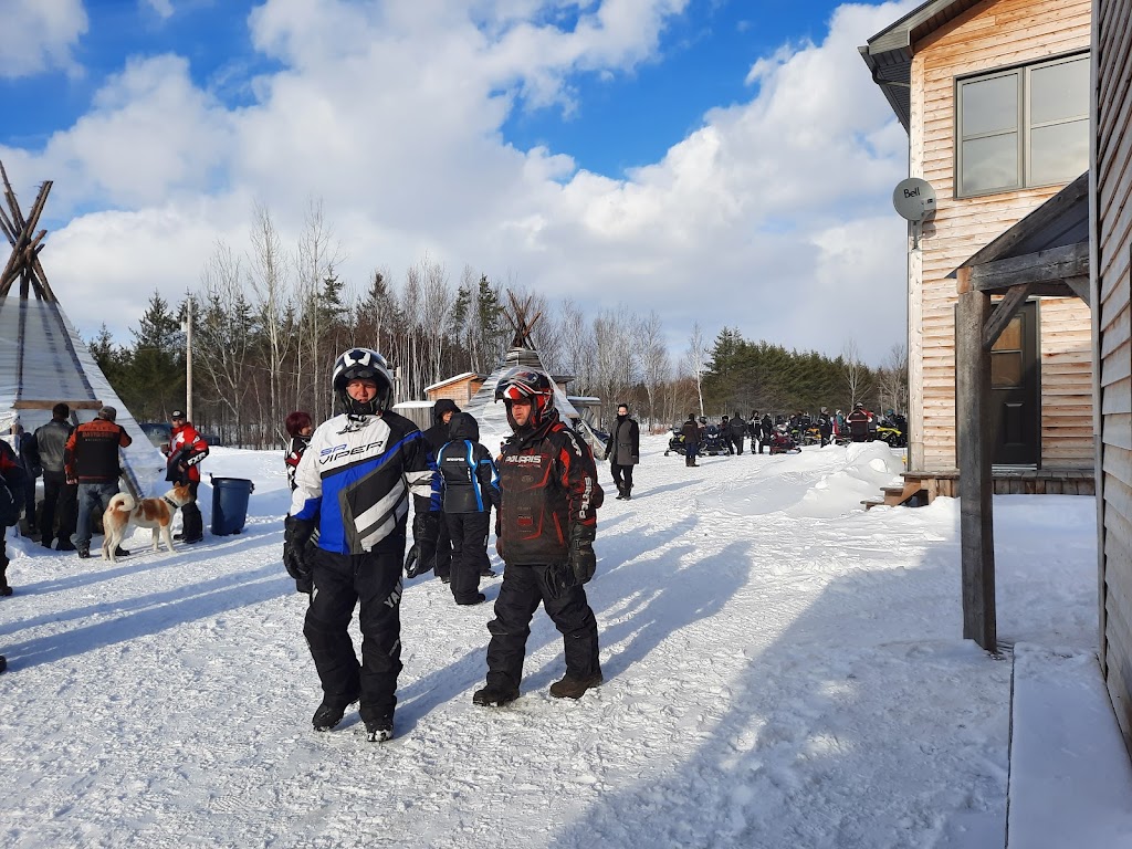 Domaine Du Ranch (LBar dElle) | 591 QC-169, Sainte-Jeanne-dArc, QC G0W 1E0, Canada | Phone: (418) 276-3064
