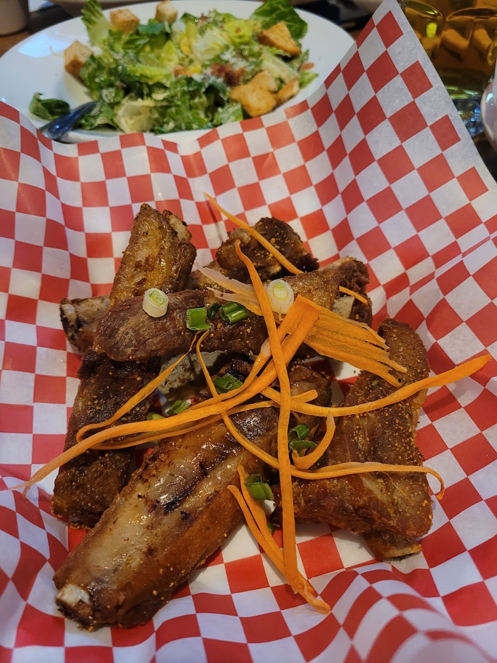 Tin Dogs Pub & Brewery | 8510 19 Ave, Coleman, AB T0K 0M0, Canada | Phone: (403) 753-0313